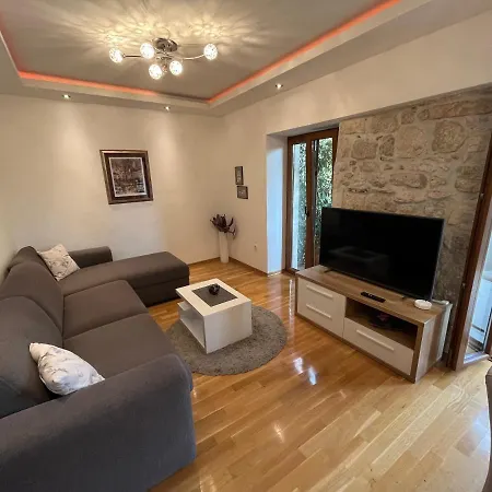 Apartment Old Town Ivo Makarska